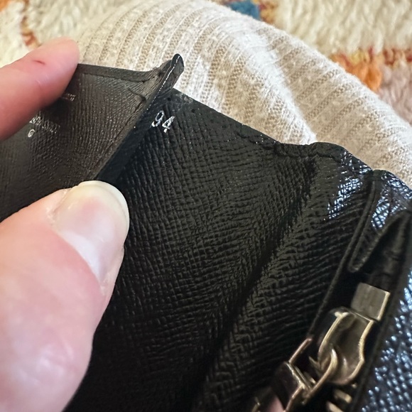 EUC Louis Vuitton, graphite Brazza wallet - Picture 11 of 11